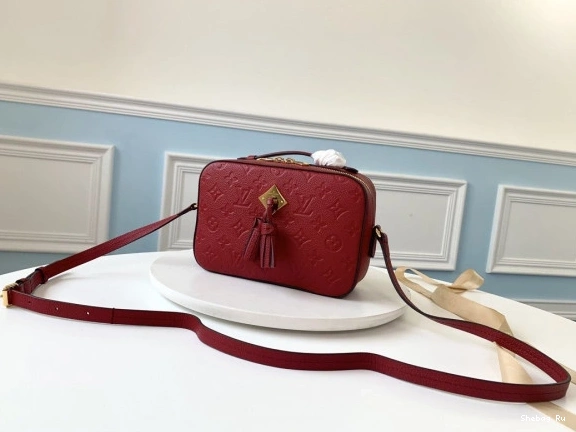 SAINTONGE LOUIS VUITTON 0807